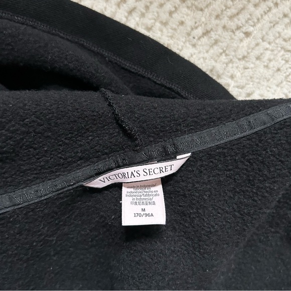 Victoria’s Secret Zip Up Hoodie Sweatshirt in Black Women’s Size M Casual Basic - Picture 5 of 6